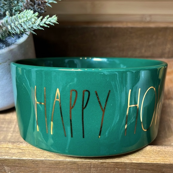 Rae Dunn Green “HAPPY HOWLIDAYS” Dog Dish - Picture 2 of 4